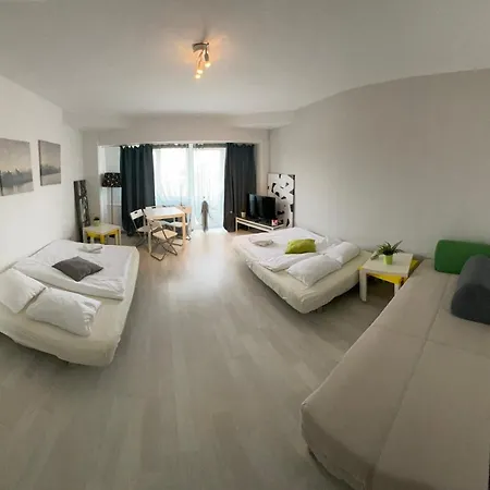 63 Apartment *