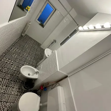 63 Apartment *